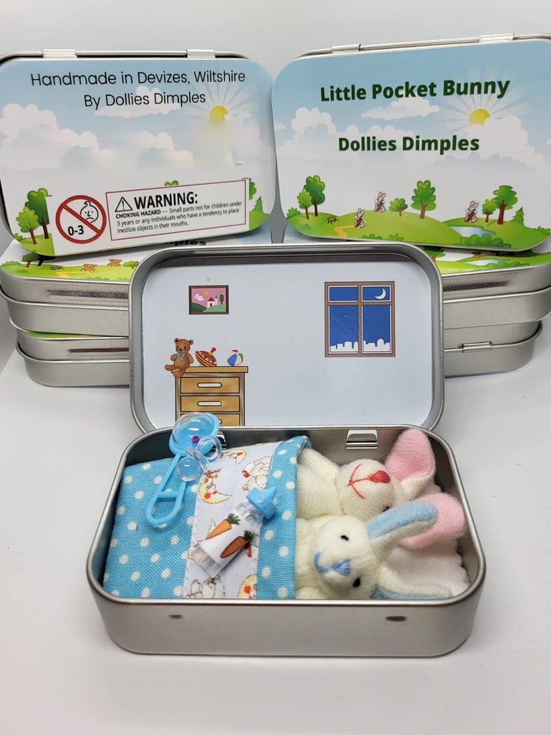 🎉Påske bedste gave 50% RABAT🎁🐇Kanin mor lille plys lomme dåse