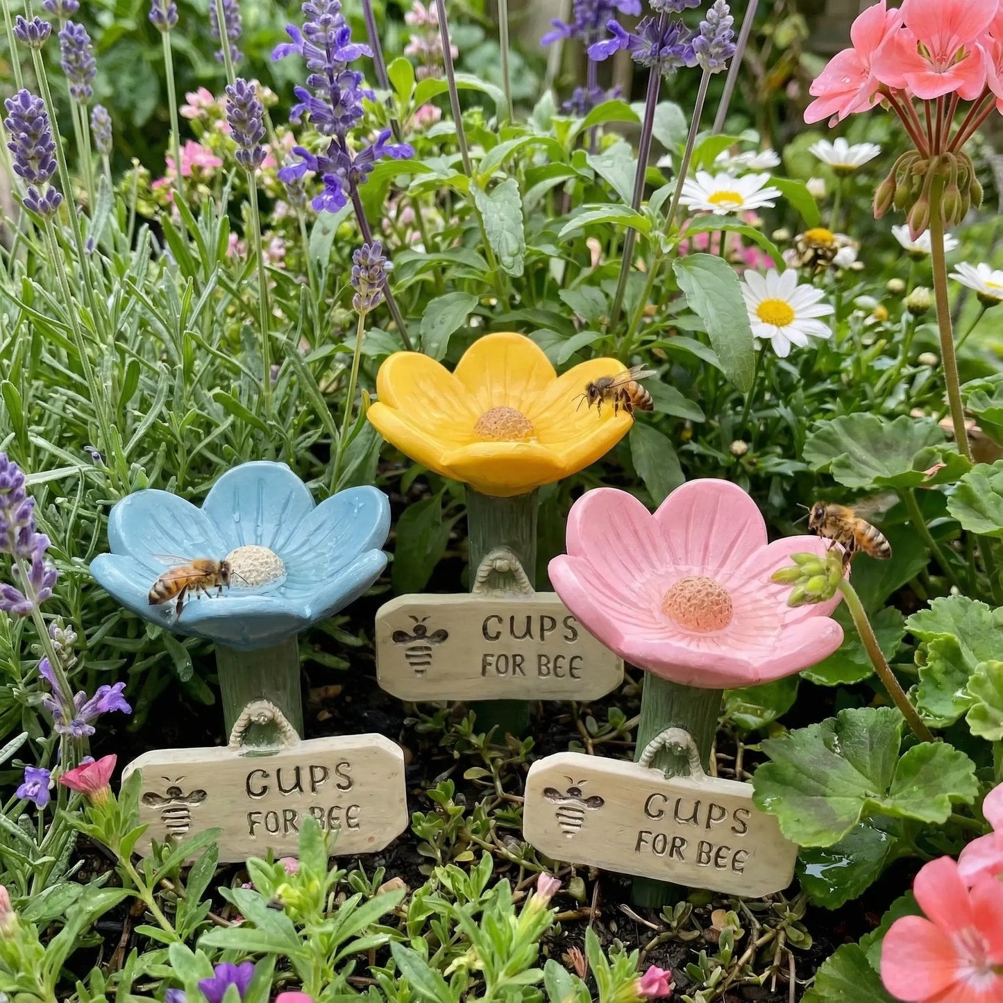 🐝 Blomsterformet bi-vandstation 💧