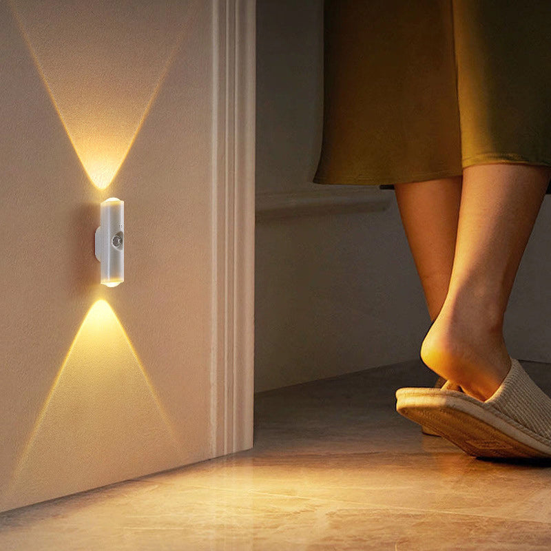 ✨ Magnetisk smart bevægelsessensorlampe med RGB-belysning – justerbar stemningsbelysning 🌈💡