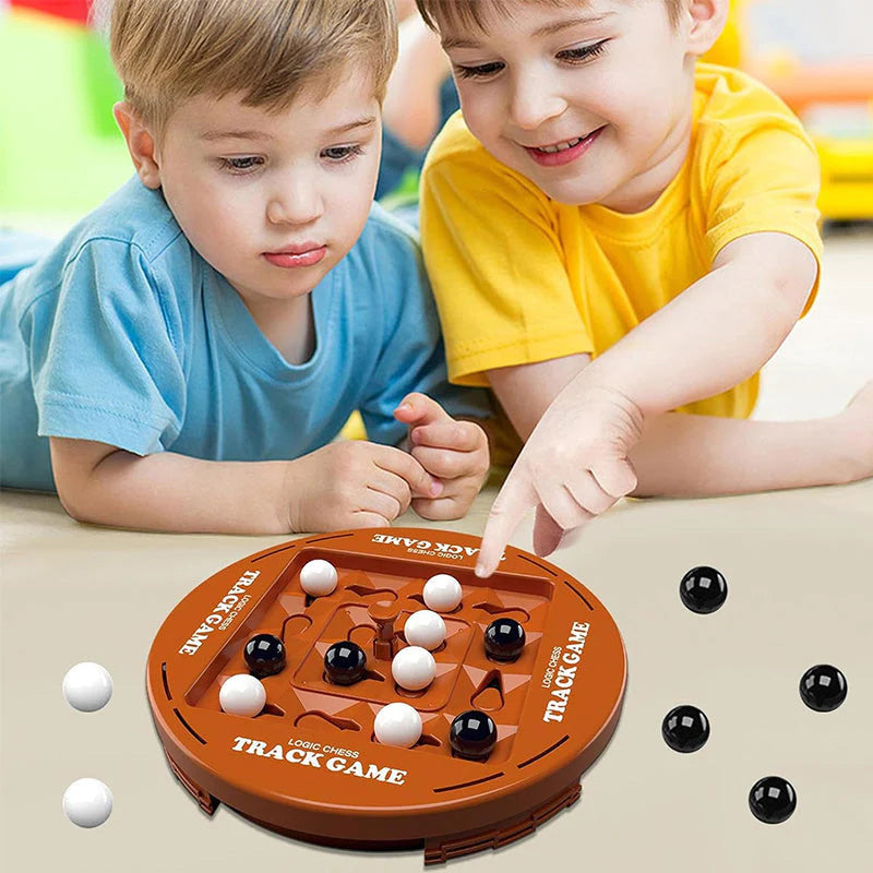 Pædagogisk spor-logik-brætspil