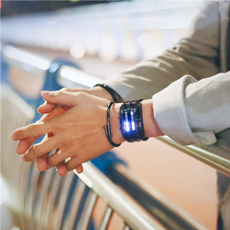 ⌚ 50% RABAT NU! 💙 Binært LED-ur til mænd – Rustfrit stål & unikt display – Sporty, moderne & vandafvisende 🛡️