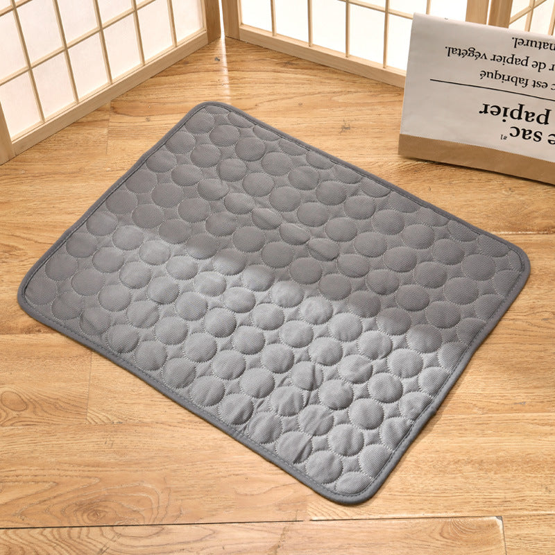 🐾 50% RABAT NU! ❄️ Premium kølemåtte til kæledyr – selvkølende, åndbar og vandtæt design 🐶
