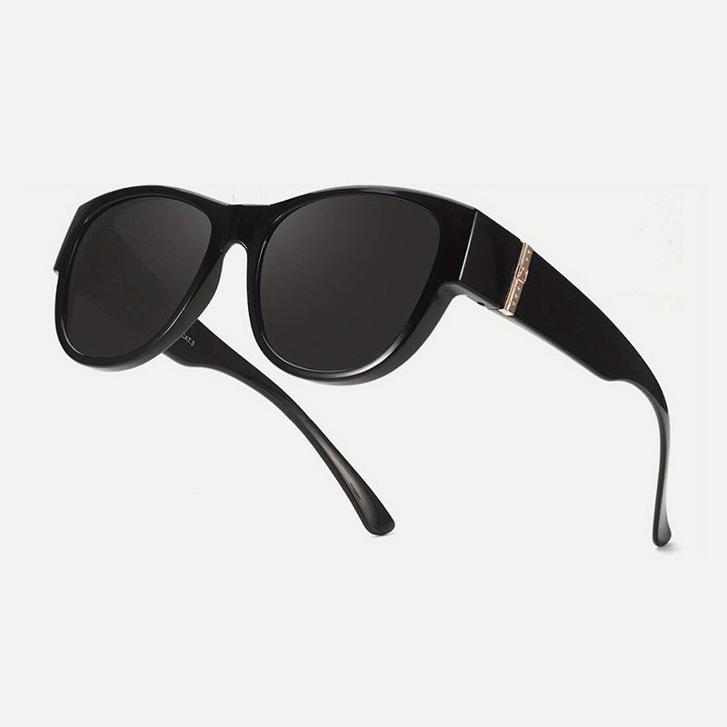 🕶️👓 Til brillebrugere: Disse oversized solbriller passer over dine egne briller og giver dig et filmstjernelook – ingen dyre clip-ons og ingen generende linser!