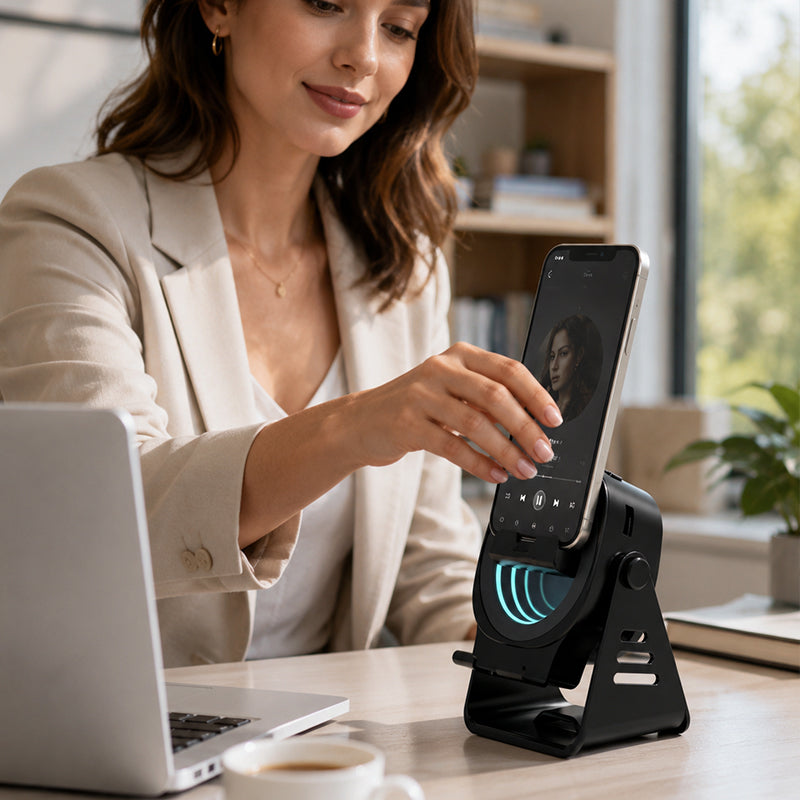 Induktionshøjttaler med telefonholder