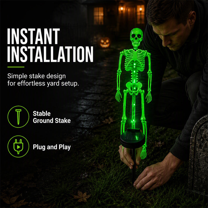 👻50 % rabat til Halloween! 💀Uhyggelig pynt til haven!🎃💡 Solcelledrevne skeletlamper på spyd – lyser i mørket, nemme at montere og perfekte til have, veranda og gangsti! 👻🪦✅