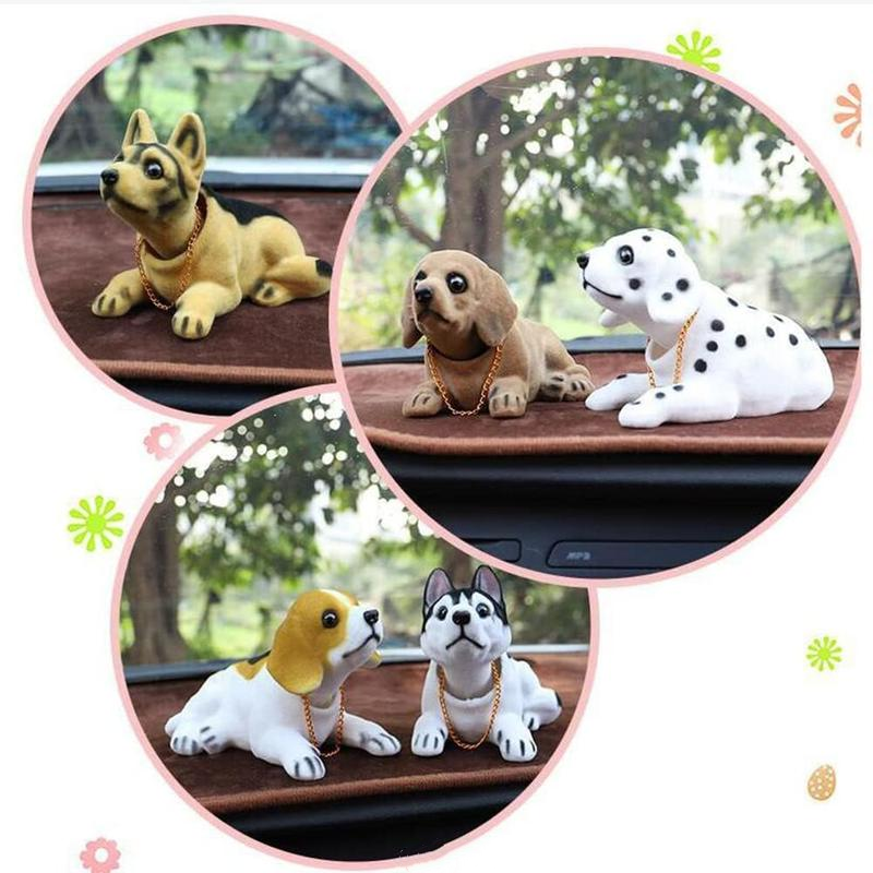 🎉 2026-udsalg — over 12.000 solgt! 🐶 Sød hundebobblehead – nikker med i hvert sving – 10 racer, blød plys, guldkæde – bringer smil på hver køretur 🚗
